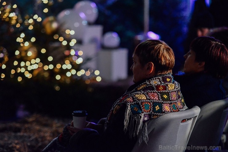 Siguldā durvis ver Ziemas koncertzāle 213272
