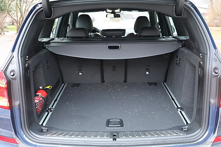 Travelnews.lv dodas pēc Ziemassvētku eglītes mežā ar jauno BMW X3 xDrive20d 213624