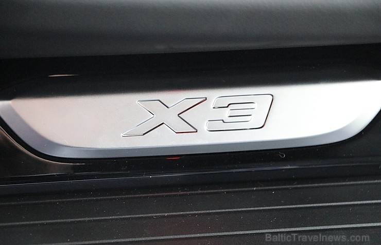 Travelnews.lv dodas pēc Ziemassvētku eglītes mežā ar jauno BMW X3 xDrive20d 213647