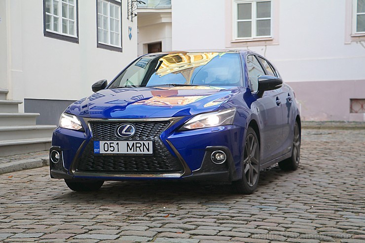 Travelnews.lv apceļo Ziemassvētku Rīgu un sniegoto Vidzemi ar Lexus CT 200h 213706