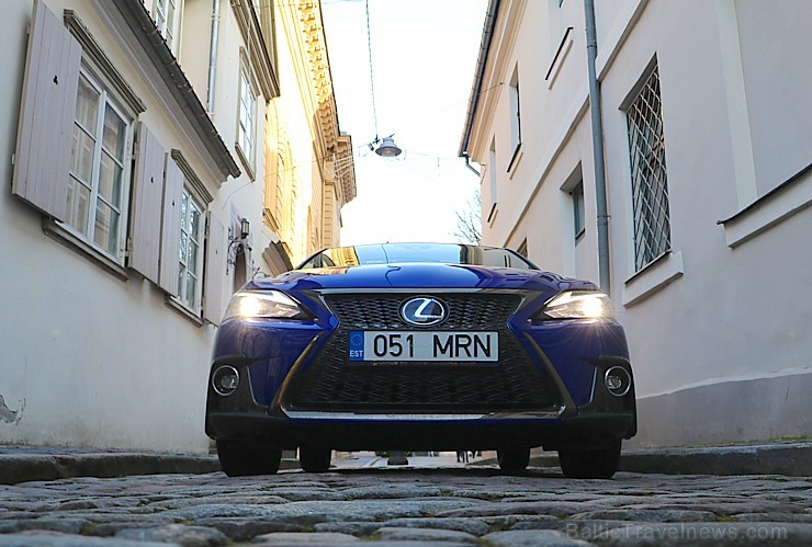 Travelnews.lv apceļo Ziemassvētku Rīgu un sniegoto Vidzemi ar Lexus CT 200h 213710