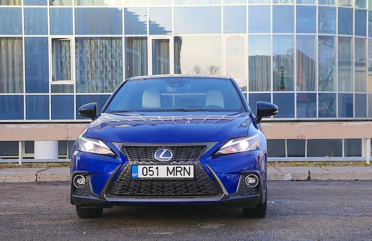 Travelnews.lv apceļo Ziemassvētku Rīgu un sniegoto Vidzemi ar Lexus CT 200h 213714