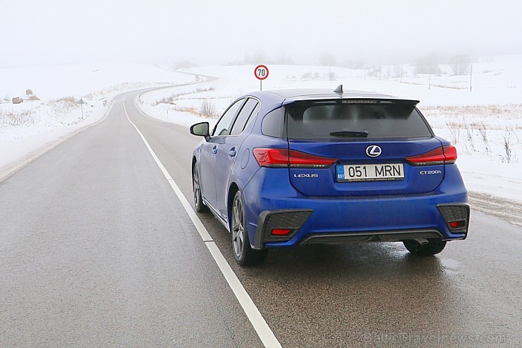 Travelnews.lv apceļo Ziemassvētku Rīgu un sniegoto Vidzemi ar Lexus CT 200h 213744