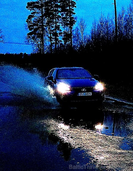 Travelnews.lv apceļo Ziemassvētku Rīgu un sniegoto Vidzemi ar Lexus CT 200h 213759