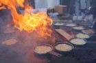 Live Riga organizētais «Riga Street food festival» Vecrīgā gūst lielu atsaucību