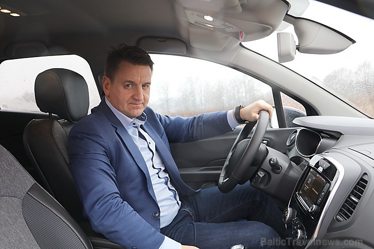 Travelnews.lv apceļo Latvijas galvaspilsētu ar Renault Captur 215215