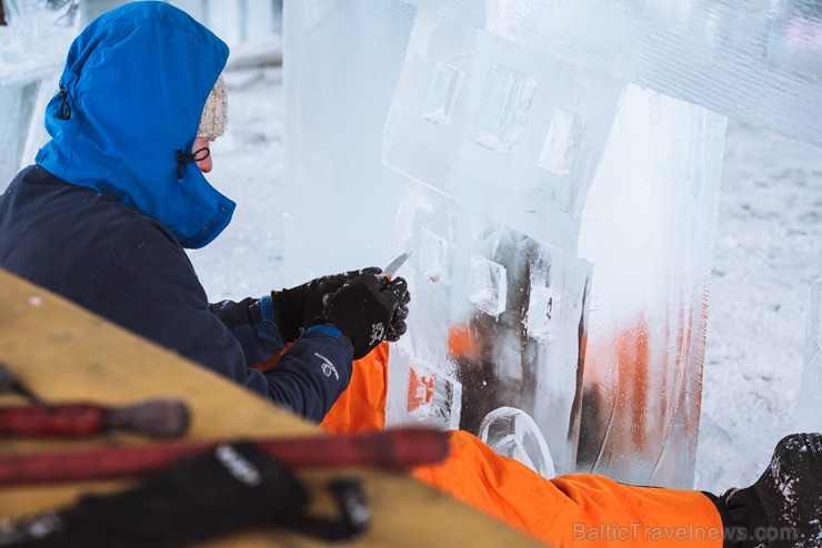 Jelgavā tapušas pirmās 30 ledus skulptūras 215943