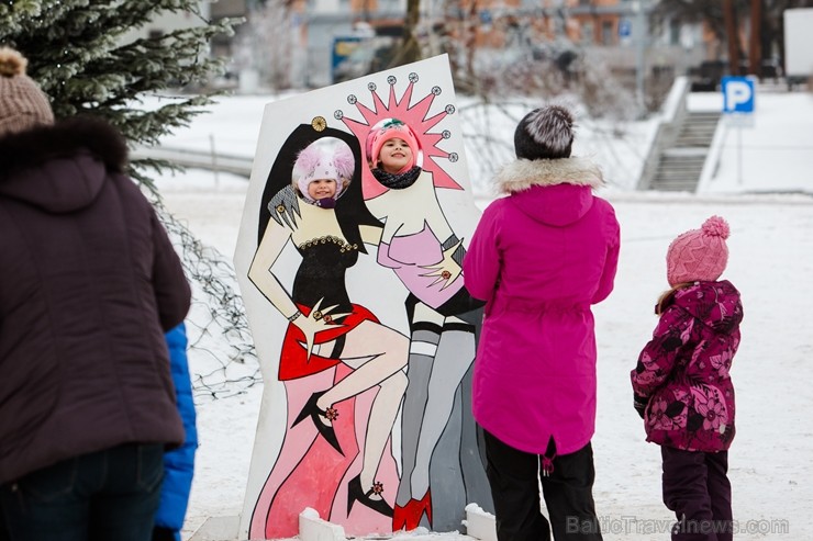 Aizvadīts Starptautiskais Ledus skulptūru festivāls 216537