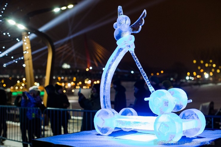 Aizvadīts Starptautiskais Ledus skulptūru festivāls 216546