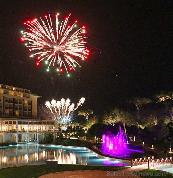 Starptautiskais tūroperators «Tez Tour Latvija» 15 gadu jubileju atzīmē ar salūtu Turcijas viesnīcā «Rixos Premium Belek» Starptautiskais tūroperators «Tez Tour Latvija» 15 gadu jubileju atzīmē ar salūtu Turcijas viesnīcā «Rixos Premium Belek» 216936