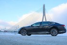 Travelnews.lv apceļo Latviju ar luksus klases vāģi «Lexus LS 500h»