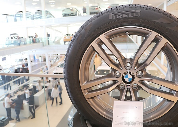 Restorāns «Hercogs» izklaidē jaunā BMW i3s un MINI Countryman Plug-in hibrīda interesentus un «Dinamo Rīga» zvaigznes Restorāns «Hercogs» izklaidē jaunā BMW i3s un MINI Countryman Plug-in hibrīda interesentus un «Dinamo Rīga» zvaigznes 218252