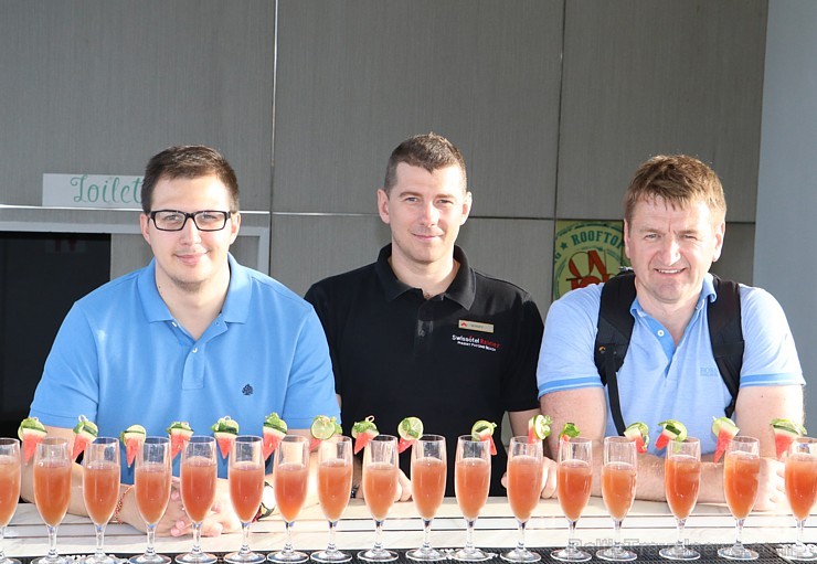 Travelnews.lv kopā ar «365 brīvdienas» un «Turkish Airlines» iepazīst Puketas salas dzīvi Taizemē Travelnews.lv kopā ar «365 brīvdienas» un «Turkish Airlines» iepazīst Puketas salas dzīvi Taizemē 218425
