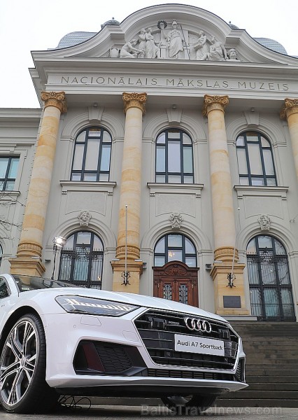 Latvijas Nacionālais mākslas muzejā jaunais «Audi A7 Sportback» prezentējas ar labāko šampanieti Latvijas Nacionālais mākslas muzejā jaunais «Audi A7 Sportback» prezentējas ar labāko šampanieti 218562
