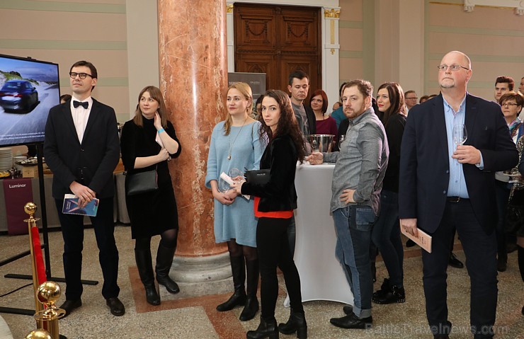 Latvijas Nacionālais mākslas muzejā jaunais «Audi A7 Sportback» prezentējas ar labāko šampānieti Latvijas Nacionālais mākslas muzejā jaunais «Audi A7 Sportback» prezentējas ar labāko šampānieti 218581