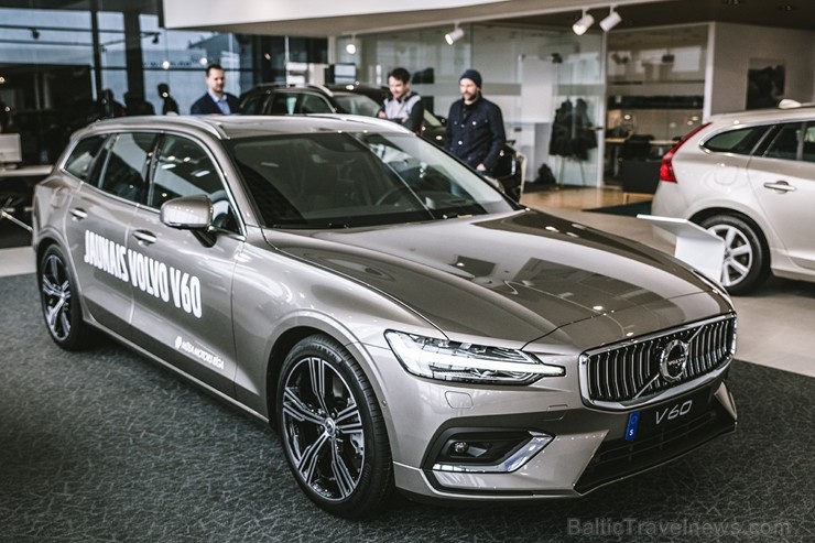 Latvijā 12.03.2018. tiek prezentēts jaunais un elegantais Volvo V60 Foto: balticpictures.lv 218761