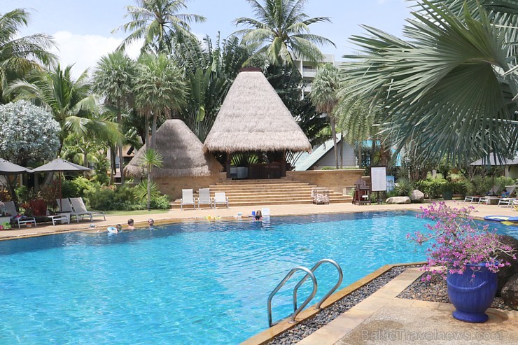 Travelnews.lv kopā ar «365 brīvdienas» un «Turkish Airlines» iepazīst Puketas salas viesnīcu «Mövenpick Resort & Spa Karon Beach Phuket» Travelnews.lv kopā ar «365 brīvdienas» un «Turkish Airlines» iepazīst Puketas salas viesnīcu «Mövenpick Resort & Spa Karon Beach Phuket» 218825