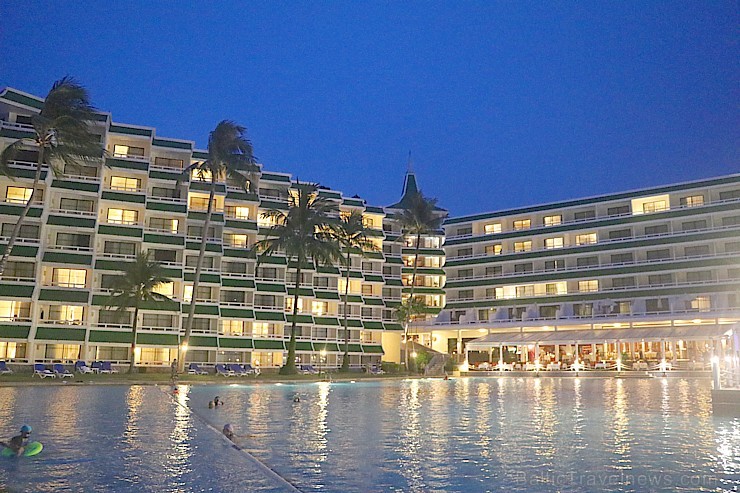 Travelnews.lv kopā ar «365 brīvdienas» un «Turkish Airlines» iepazīst viesnīcu «Le Meridien Phuket Beach Resort» un Puketas salas satiksmi Travelnews.lv kopā ar «365 brīvdienas» un «Turkish Airlines» iepazīst viesnīcu «Le Meridien Phuket Beach Resort» un Puketas salas satiksmi 218945