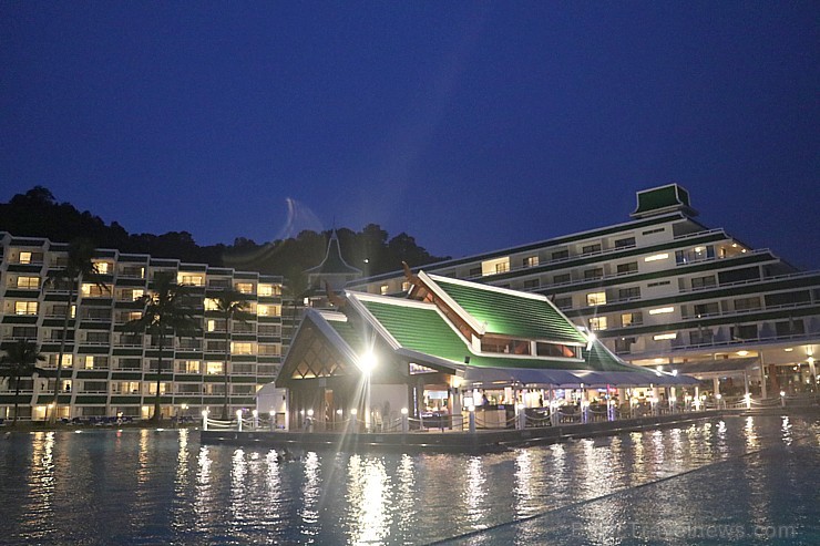 Travelnews.lv kopā ar «365 brīvdienas» un «Turkish Airlines» iepazīst viesnīcu «Le Meridien Phuket Beach Resort» un Puketas salas satiksmi Travelnews.lv kopā ar «365 brīvdienas» un «Turkish Airlines» iepazīst viesnīcu «Le Meridien Phuket Beach Resort» un Puketas salas satiksmi 218959