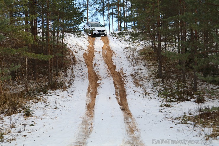 Travelnews.lv ar jauno «Volvo XC40» apceļo Vidzemi un Siguldu 219166