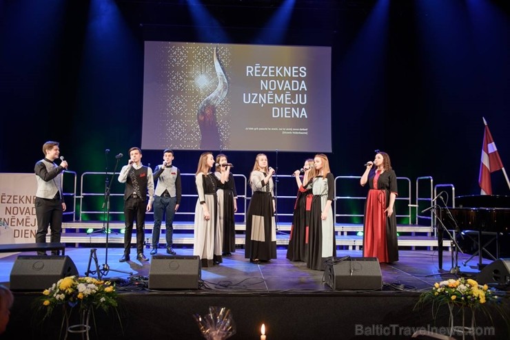 Rēzeknes novadā jau tradicionāli godina labākos uzņēmējus 219257