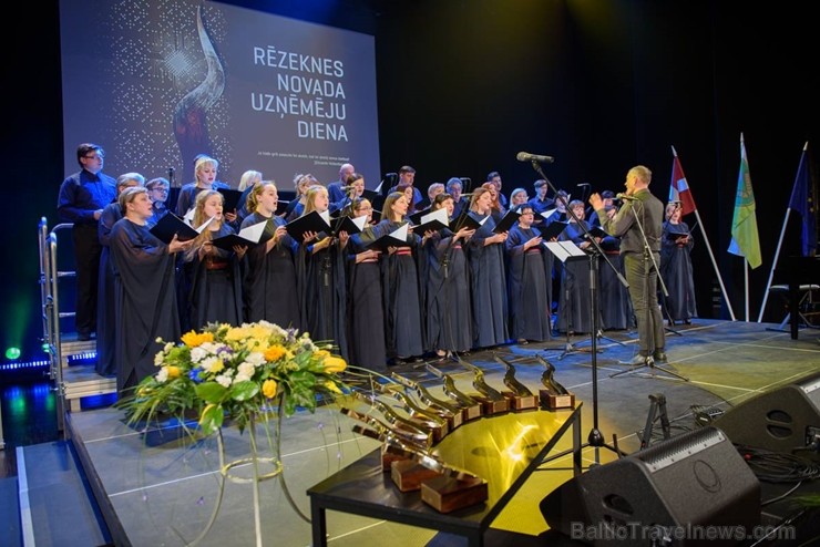 Rēzeknes novadā jau tradicionāli godina labākos uzņēmējus 219261