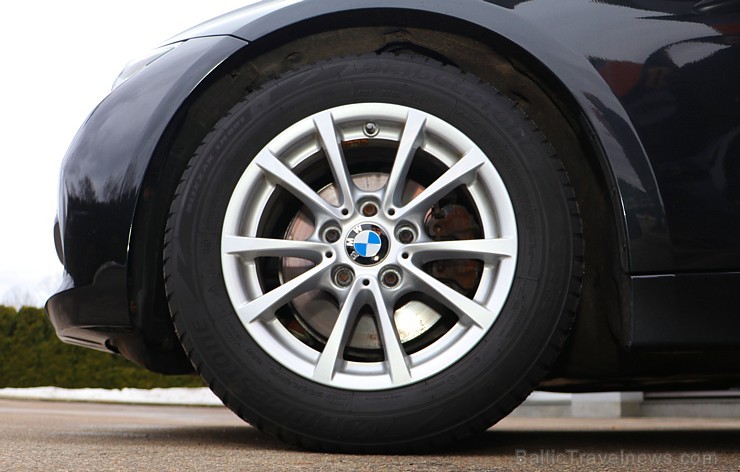 Autonoma «Sixt Latvija» piešķir 22.03.2018. BMW zīmola automašīnu Latvijas hokeja izlases galvenajam trenerim Bobam Hārtlijam Autonoma «Sixt Latvija» piešķir 22.03.2018. BMW zīmola automašīnu Latvijas hokeja izlases galvenajam trenerim Bobam Hārtlijam 219622