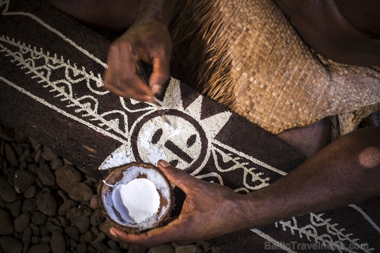 Eksotiskā Vanuatu salu valsts villina doties ceļojumā. Foto: David Kirkland 220859