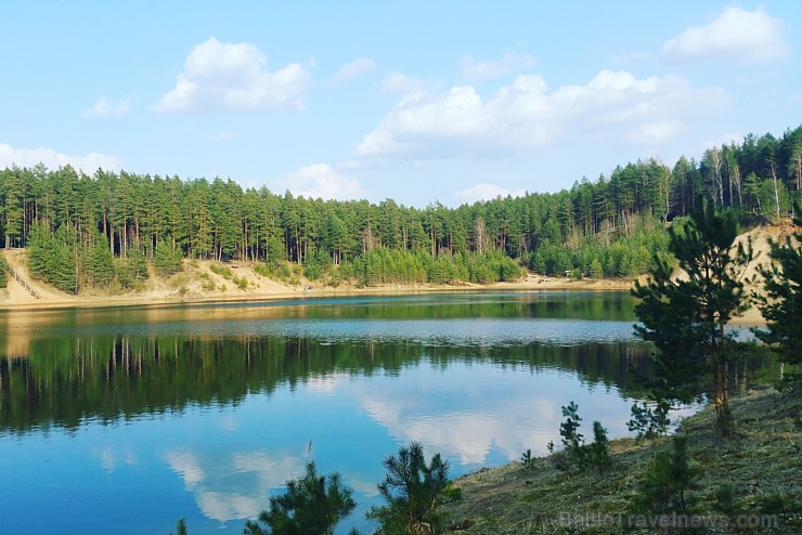 Travelnews.lv ar velosipēdiem izbrauc pavasarīgos Ogres Zilos kalnus 220955