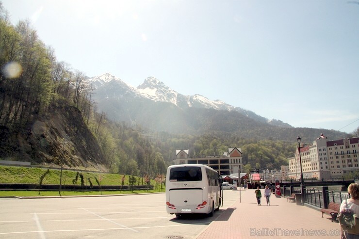Travelnews.lv iepazīst «Rosa Khutor» pilsētiņu - kūrortu Sočos 221101