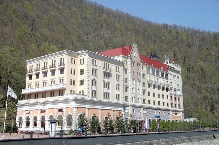 Travelnews.lv iepazīst «Rosa Khutor» pilsētiņu - kūrortu Sočos 221106