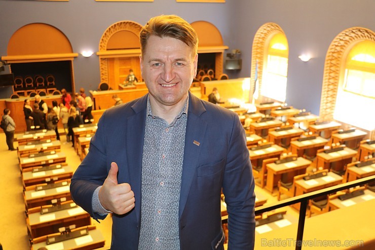 Travelnews.lv kopā ar igauņiem 21.04.2018. apmeklē ikdienā nepieejamo Rīgikogu ēku. Atbalsta: Hotel Schlössle Travelnews.lv kopā ar igauņiem 21.04.2018. apmeklē ikdienā nepieejamo Rīgikogu ēku. Atbalsta: Hotel Schlössle 221133