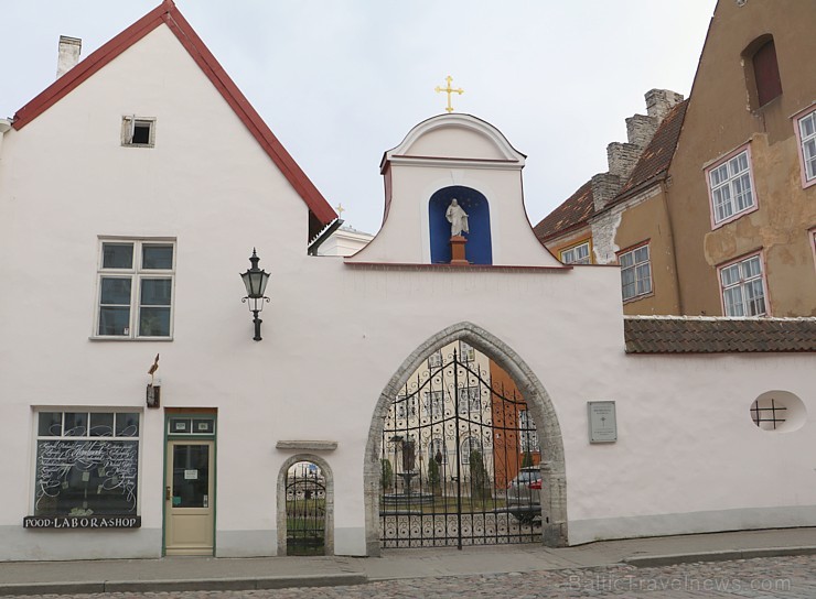 Travelnews.lv kopā ar Tallinas tūristiem iepazīst Igaunijas galvaspilsētu. Atbalsta: Hotel Schlössle Travelnews.lv kopā ar Tallinas tūristiem iepazīst Igaunijas galvaspilsētu. Atbalsta: Hotel Schlössle 221332