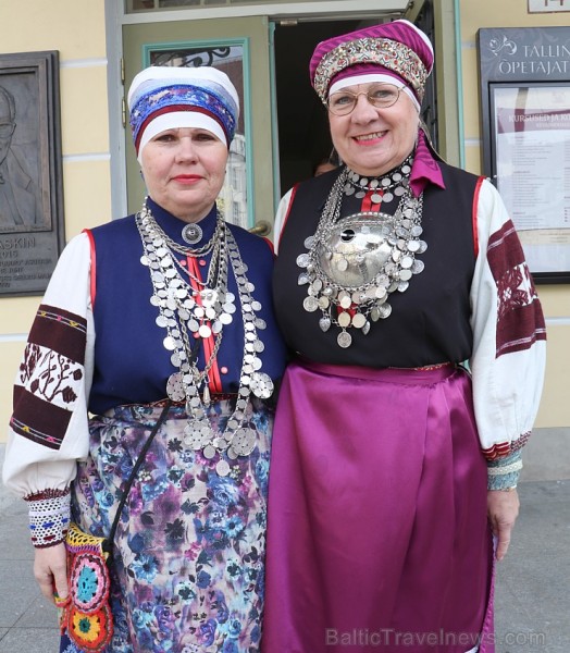 Travelnews.lv kopā ar Tallinas tūristiem iepazīst Igaunijas galvaspilsētu. Atbalsta: Hotel Schlössle Travelnews.lv kopā ar Tallinas tūristiem iepazīst Igaunijas galvaspilsētu. Atbalsta: Hotel Schlössle 221343