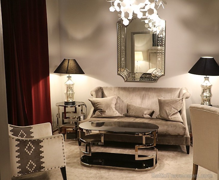 Travelnews.lv iepazīst Tallinas 5 zvaigžņu viesnīcas «Hotel St. Petersbourg» viesmīlību. Atbalsta: Hotel Schlössle Travelnews.lv iepazīst Tallinas 5 zvaigžņu viesnīcas «Hotel St. Petersbourg» viesmīlību. Atbalsta: Hotel Schlössle 221373