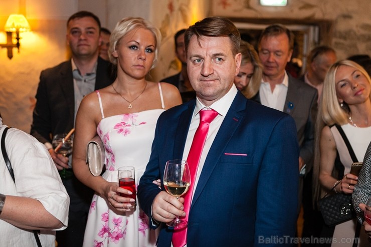 Tallinas pirmā pieczvaigžņu viesnīca Hotel Schlössle 20.04.2018 kopā ar Travelnews.lv atzīmē 20 gadu jubileju Tallinas pirmā pieczvaigžņu viesnīca Hotel Schlössle 20.04.2018 kopā ar Travelnews.lv atzīmē 20 gadu jubileju 221405