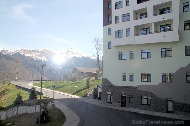 Travelnews.lv izbauda četrzvaigžņu «Rosa Springs» komfortu Sočos 221702