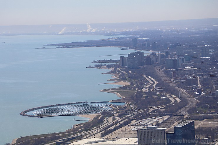 Travelnews.lv apmeklē Čikāgas augstākās ēkas Vilisa torņa skata platformu «Skydeck Chicago». Atbalsta: Finnair Travelnews.lv apmeklē Čikāgas augstākās ēkas Vilisa torņa skata platformu «Skydeck Chicago». Atbalsta: Finnair 221860