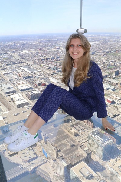 Travelnews.lv apmeklē Čikāgas augstākās ēkas Vilisa torņa skata platformu «Skydeck Chicago». Atbalsta: Finnair Travelnews.lv apmeklē Čikāgas augstākās ēkas Vilisa torņa skata platformu «Skydeck Chicago». Atbalsta: Finnair 221873