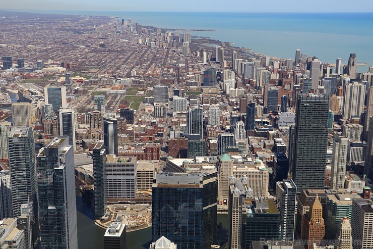 Travelnews.lv apmeklē Čikāgas augstākās ēkas Vilisa torņa skata platformu «Skydeck Chicago». Atbalsta: Finnair Travelnews.lv apmeklē Čikāgas augstākās ēkas Vilisa torņa skata platformu «Skydeck Chicago». Atbalsta: Finnair 221883