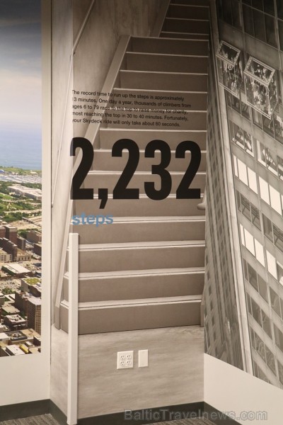 Travelnews.lv apmeklē Čikāgas augstākās ēkas Vilisa torņa skata platformu «Skydeck Chicago». Atbalsta: Finnair Travelnews.lv apmeklē Čikāgas augstākās ēkas Vilisa torņa skata platformu «Skydeck Chicago». Atbalsta: Finnair 221895