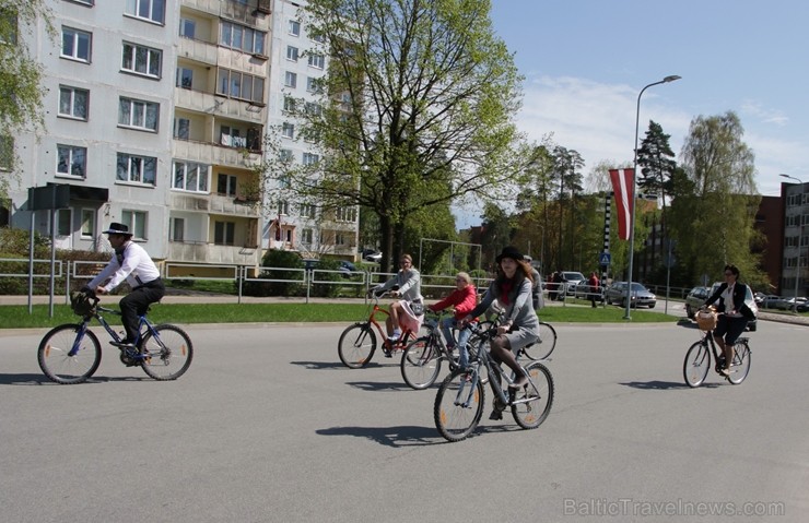 Ogrē notiek ikgadējais Tvīda brauciens 222101