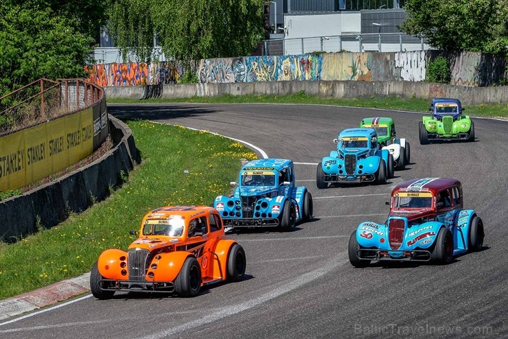 Biķernieku trasē atklāta Baltijas autošosejas jaunā sezona 223250