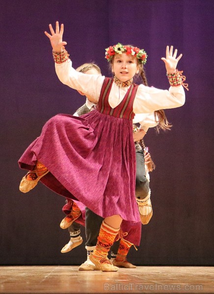 Ogrē dejotāji 20.05.2018. piesaka pavasara koncertu 223463