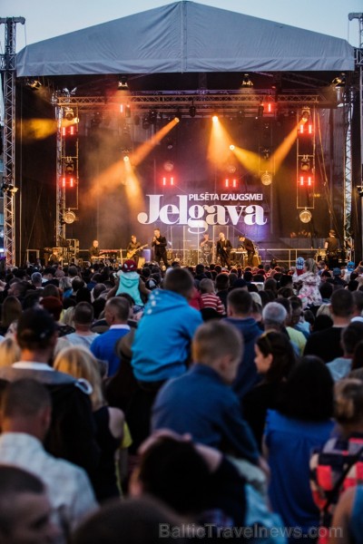 753. dzimšanas dienā Jelgavas iedzīvotāji un viesi varēja baudīt plašu izklaides un kultūras programu 753. dzimšanas dienā Jelgavas iedzīvotāji un viesi varēja baudīt plašu izklaides un kultūras programu 223945