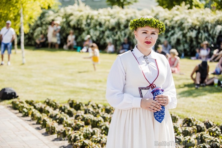 753. dzimšanas dienā Jelgavas iedzīvotāji un viesi varēja baudīt plašu izklaides un kultūras programu 753. dzimšanas dienā Jelgavas iedzīvotāji un viesi varēja baudīt plašu izklaides un kultūras programu 223980
