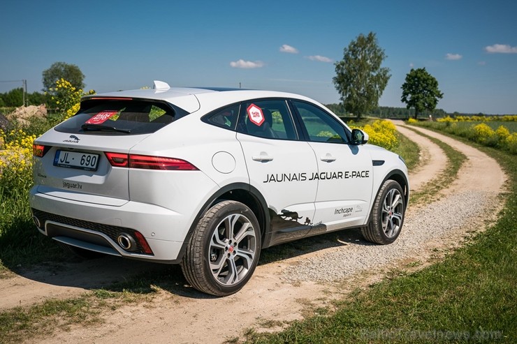 Turaidā izmēģina pirmos 11 «Latvijas Gada auto 2019»  konkursam pieteiktos automobiļus 224368