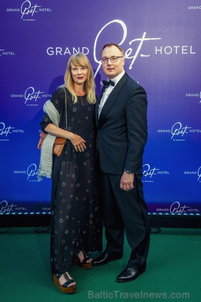 Travelnews.lv piedāvā dažus fotomirkļus no grandiozās Rīgas 5 zvaigžņu viesnīcas «Grand Poet by Semarah Hotels» atklāšanas. Foto: Grand Poet Hotel Travelnews.lv piedāvā dažus fotomirkļus no grandiozās Rīgas 5 zvaigžņu viesnīcas «Grand Poet by Semarah Hotels» atklāšanas. Foto: Grand Poet Hotel 224493