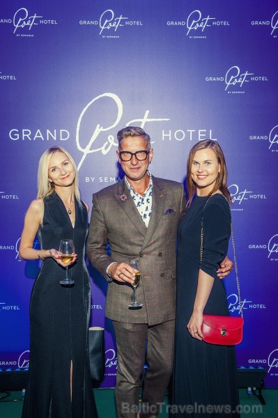 Travelnews.lv piedāvā dažus fotomirkļus no grandiozās Rīgas 5 zvaigžņu viesnīcas «Grand Poet by Semarah Hotels» atklāšanas. Foto: Grand Poet Hotel Travelnews.lv piedāvā dažus fotomirkļus no grandiozās Rīgas 5 zvaigžņu viesnīcas «Grand Poet by Semarah Hotels» atklāšanas. Foto: Grand Poet Hotel 224495