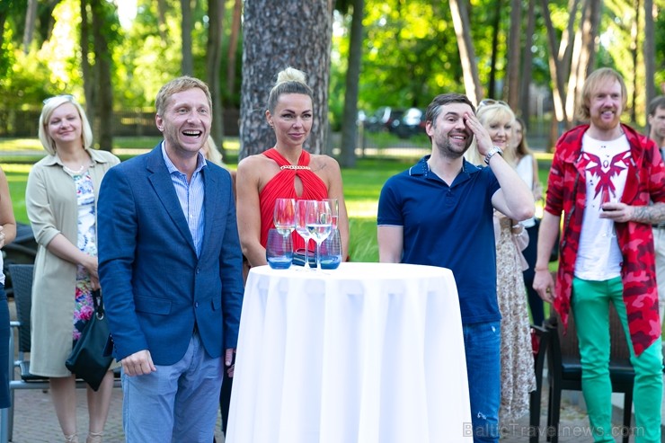 Jūrmalā 31.05.2108. ir atklāts ar vērienu jauns restorāns «Simmer» 224603